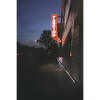 brazo de aluminio de 14ft (4.26m) / iluminación led color blanco incluida/ montaje y arnés de conexión no incluidos