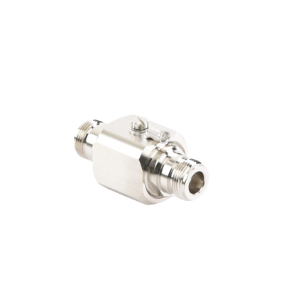 protector contra descargas eléctricas. cubre los rangos de frecuencia de los amplificadores de señal celular. 50 ohm. conectores n. protector contra descargas eléctricas. cubre los rangos de frecuencia de los amplificadores de señal celular. 50 ohm. conectores n.