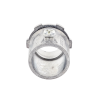 conector de 3/4" para tubo pared delgada con tornillos opresores.