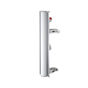 antena sectorial 100º tipo panel en 2.4 ghz, ganancia de 14 dbi, backshield para rechazo al ruido