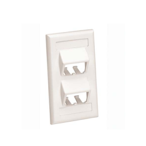 placa de pared vertical clásica, salida para 4 puertos mini com inclinados, con espacios para etiquetas, color blanco mate
