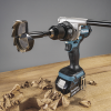 taladro atornillador bl 18 v 5 ah lxt 130 nm 2 velocidades (0 550 0 2100 rpm). incluye 2 puntas dobles empuñadura auxiliar y gancho. sin baterías, sin cargador y sin maletín.