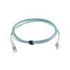 jumper de fibra Óptica multimodo 50/125 xglo om3, lc lc duplex, ofnr, color aqua, 5 metros