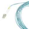 jumper de fibra Óptica multimodo 50/125 xglo om3, lc lc duplex, ofnr, color aqua, 7 metros