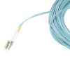 jumper de fibra Óptica multimodo 50/125 xglo om3, lc lc duplex, ofnr, color aqua, 15 metros