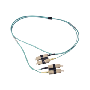 jumper de fibra Óptica multimodo 50/125 om3 xglo, sc sc duplex, ofnr, color aqua, 1 metro