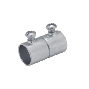 cople de 3/4" (19 mm) para pared delgada con tornillo.