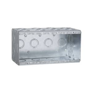 caja multigang de 4 gangs/ profundidad de 3 1/2"/ 24 entradas de 1/2" 3/4".