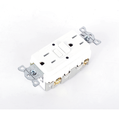 contacto de auto verificación gfci con interruptor de falla a tierra de 15 a 125 v 2 polos, 3 hilos color blanco (nema 5 15r), grado comercial. contacto de auto verificación gfci con interruptor de falla a tierra de 15 a 125 v 2 polos, 3 hilos color blanco (nema 5 15r), grado comercial.