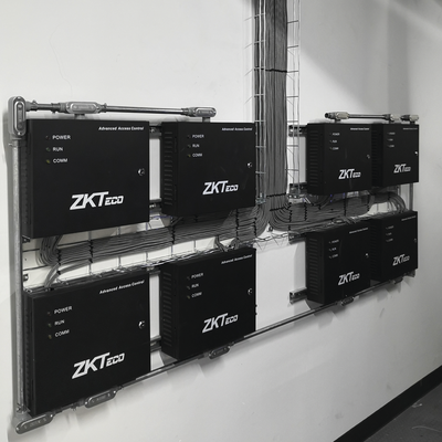 controlador de acceso / 1 puerta / funcion adms push incluida / alta seguridad / 3 años de garantía / biometría integrada / 20,000 huellas / software de integración zkbiosecurity controlador de acceso / 1 puerta / funcion adms push incluida / alta seguridad / 3 años de garantía / biometría integrada / 20,000 huellas / software de integración zkbiosecurity