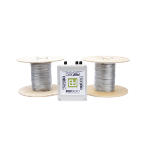 kit de cable sensor perimetral para cercas ciclonicas ironclad/ 305 metros / 2 zonas; 152 metros por zona / sin falsas alarmas por viento / todo incluido tarjeta lpu400/ calibración por software