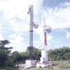 torre de fibra de carbono 18.3 metros (60 pies) autosoportada ultra ligera.