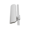 (mantbox ax 15s) punto de acceso sectorial de 120°/ wifi 6 doble banda 2.4ghz y 5ghz/antena integrada 15 dbi/con 1 puerto ethernet poe in + 1 puerto sfp 2.5gbps