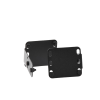 bracket (2 pzas.) para montar tomacorriente vertical tcm sr19 en rack eirl y eiqr.