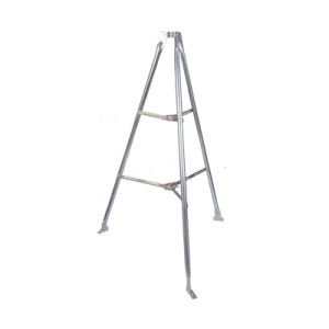 montaje de tripie para exterior, altura total del tripie 1.52 m. compatible con mástiles de hasta 3 m de largo 1 1/4 a 2" de diámetro
