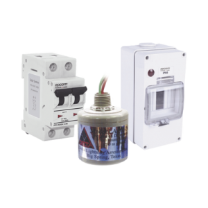 kit de centro de carga para corriente directa, breaker de hasta 800 vcc de 16 a con supresor de descargas atmosféricas.