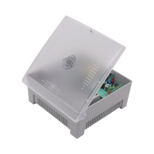 fuente de alimentación con gabinete de 4 salidas de 11 15 vcc / 5 amper / voltaje de entrada: 96 264 vca / soporta protección contra sobrecorriente de salida, protección contra cortocircuito / led indicador