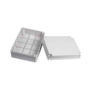 gabinete de plástico ip55 (190 x 240 x 95 mm). protección emi. para instalaciones comerciales, residenciales e industriales. incluye tornillería para su tapa.