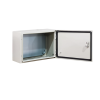 gabinete de acero ip66 uso en intemperie (500 x 300 x 300 mm) con placa trasera interior metálica y compuerta inferior atornillable (incluye chapa y llave t). ideal para centros de carga y tableros de control
