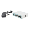 (hex) routerboard, 5 puertos gigabit ethernet, 1 puerto usb y versión 3