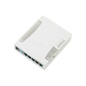 routerboard, 5 puertos gigabit ethernet, 1 puerto usb, wifi 2.4 ghz 802.11b/g/n, antena de 2.5 dbi hasta 1w de potencia