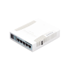 routerboard, 5 puertos gigabit ethernet, 1 puerto usb, wifi 2.4 ghz 802.11b/g/n, antena de 2.5 dbi hasta 1w de potencia