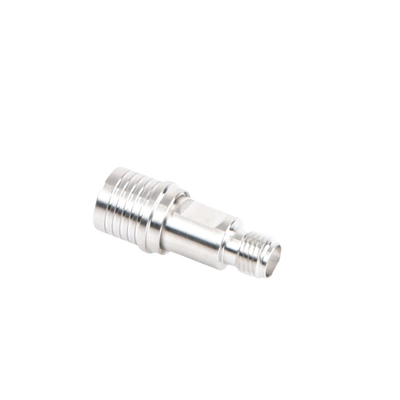 adaptador en línea de bajo pim, de conector qma (quick mate) macho a sma hembra, bronce blanco/ oro/ teflón. adaptador en línea de bajo pim, de conector qma (quick mate) macho a sma hembra, bronce blanco/ oro/ teflón.