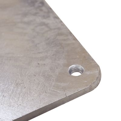 base para mástil hasta 2" con opresores, base de 50 x 50 cm y tubo de 80 cm ced. 30. galv. inmersión. base para mástil hasta 2" con opresores, base de 50 x 50 cm y tubo de 80 cm ced. 30. galv. inmersión.