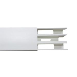 canaleta con troquel con tapa color blanco, de pvc auto extinguible, 40 x 62 x tramo 2m. (6301 01250)