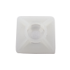 base autoadherible para cinchos práctica y eficiente para la organización y fijación de cables, fabricada en nylon resistente y de color natural con una medida de 19x19 mm, paquete con 100 piezas (4210 00001)