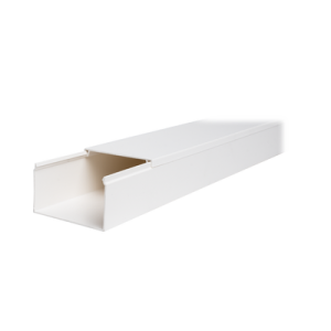 canaleta tmk 4577 en pvc blanco autoextinguible: solución segura y estética para entornos interiores, con gran capacidad de resguardo de cables, medidas : 45 mm x 77 mm x 2.5 m (5500 01250)