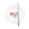 antena direccional con diseño aerodinámico para minimiza la resistencia al viento, ganancia de 30 dbi, frecuencia (4.9 6.5 ghz), polarización doble, incluye montaje para torre o mástil