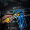 sonda digital profesional / rastreo de tono digital y analógico / led para espacios oscuros / conector de auriculares para ruido extremo / modelo vdv500 223 / cumple con certificaciones ce y ukca / punta de sonda reemplazable