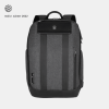mochila urbana con bolsillos para laptop y tablet.