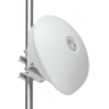 radio backhaul uisp airfiber 60 xr para ptp en 60 ghz, hasta 5.4 gbps, radio redundante en 5 ghz, sfp+ 10g, con gps y bluetooth, hasta 15 km